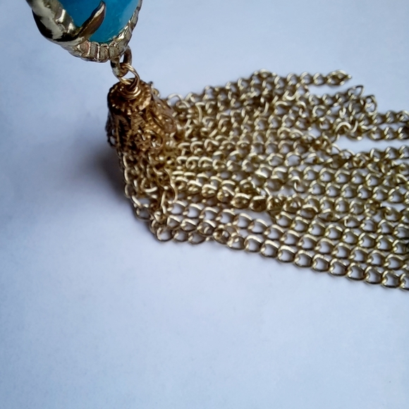 Faceted Blue Stone Necklace - Picture 6 of 6